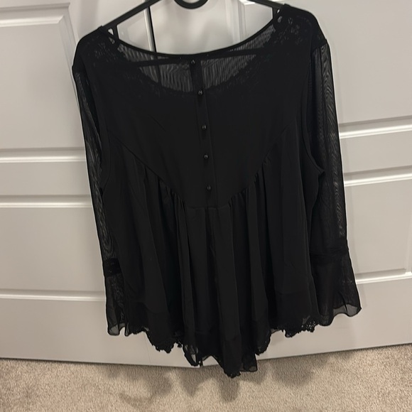 Vintage style Semi sheer Mesh embroidered crotchet flowy Top Sz L - Picture 9 of 16